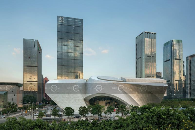 Stainless-steel-facading-mirror-polished- COOP-HIMMELB