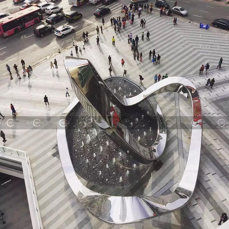  Custom-mirror-stainless-steel-urban-sculptures-monument