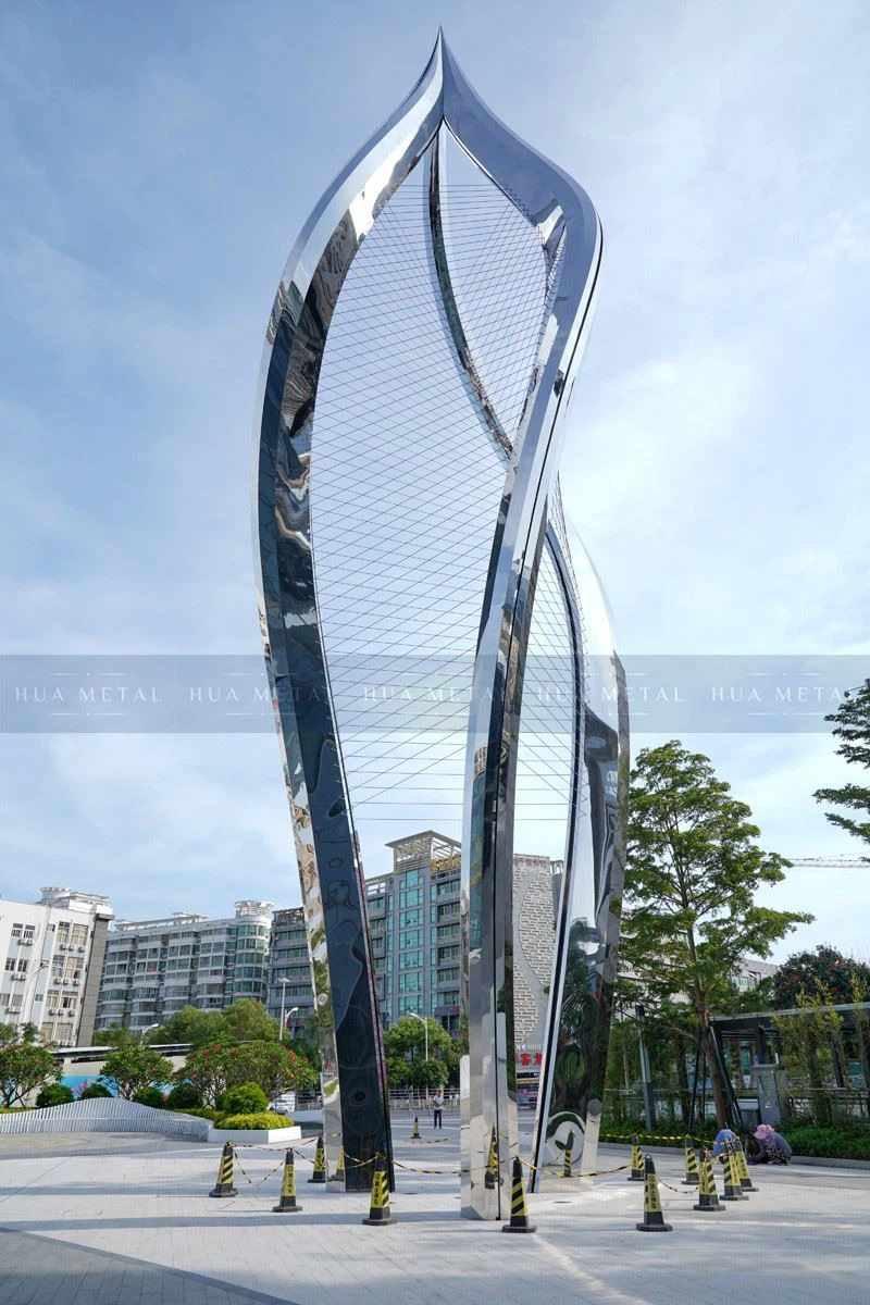contemporary-stainless-steel-garden-sculpture
