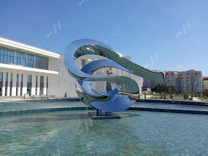 mirror polished stainless steel sculpture Zephyr mirror polished stainless steel sculpture Zephyr