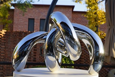 Maintenance Instructions of Mirror Stainless Steel Sculpture