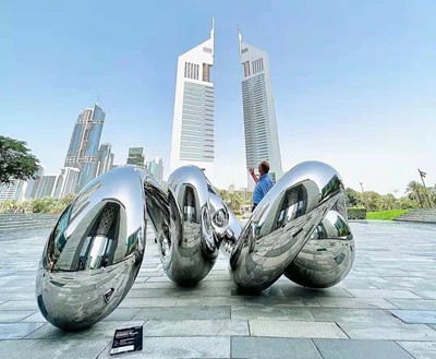 New Stainless Steel Unwind Sculpture in DIFC, Dubai By Richard Hudson
