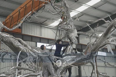 New Completion Artwork-Trunk Tree Sculpture