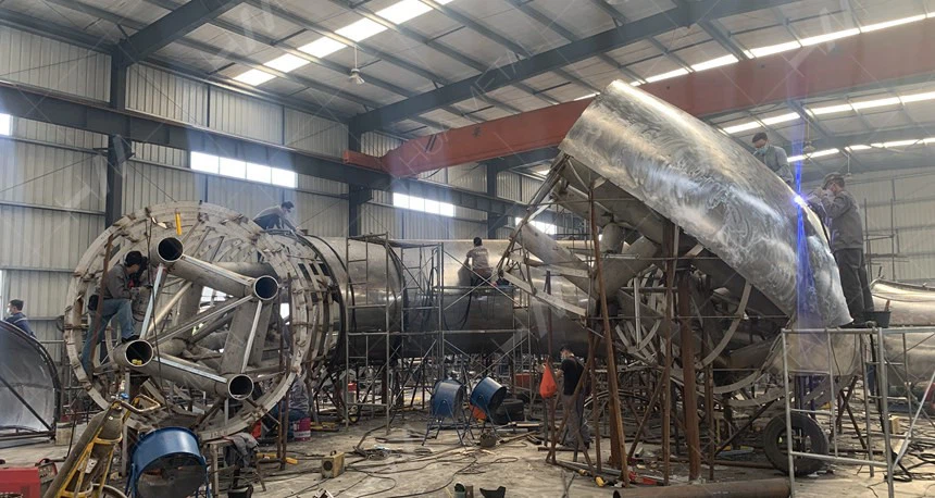 fabrication of crab sculpture fabrication of crab sculpture