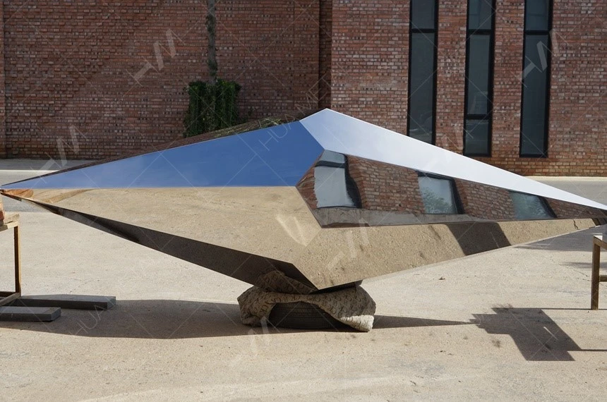 mirror polished stainless steel diamond sculpture mirror polished stainless steel diamond sculpture