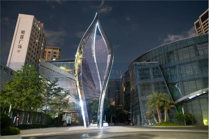 Stainless-steel-garden sculpture-artwork